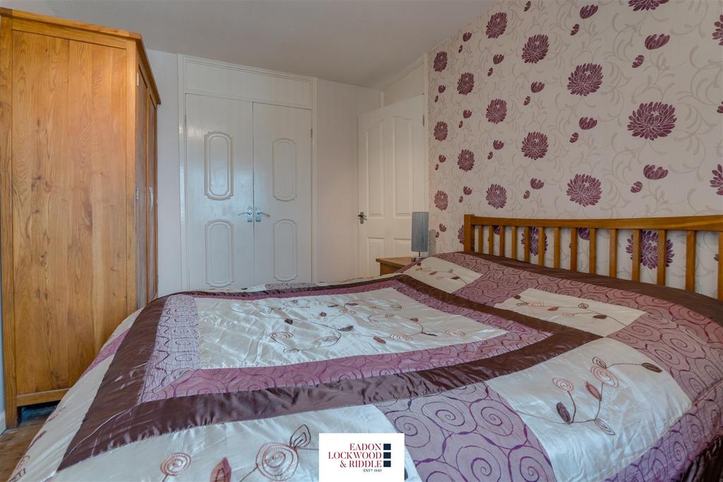 Bedroom 1-1.jpg