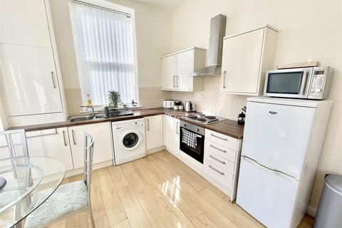 2 bedroom flat to rent - Beaconsfield Street, York
