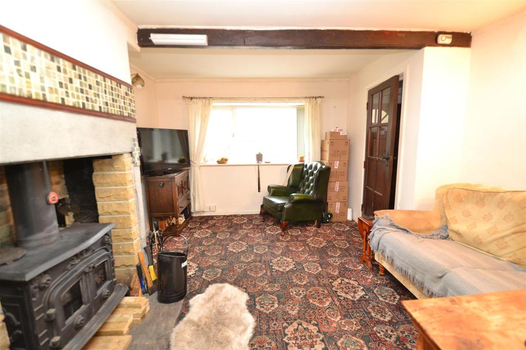 Ambler Thorn, Queensbury, Bradford 2 bed cottage £100,000