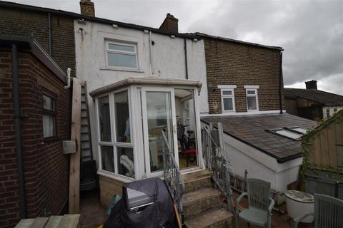 44 Ambler Thorn, Queensbury, Bradford, BD13 2DJ