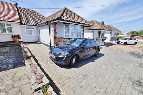2 bedroom semi-detached bungalow to rent - Bellhouse Lane, Leigh On Sea, Essex