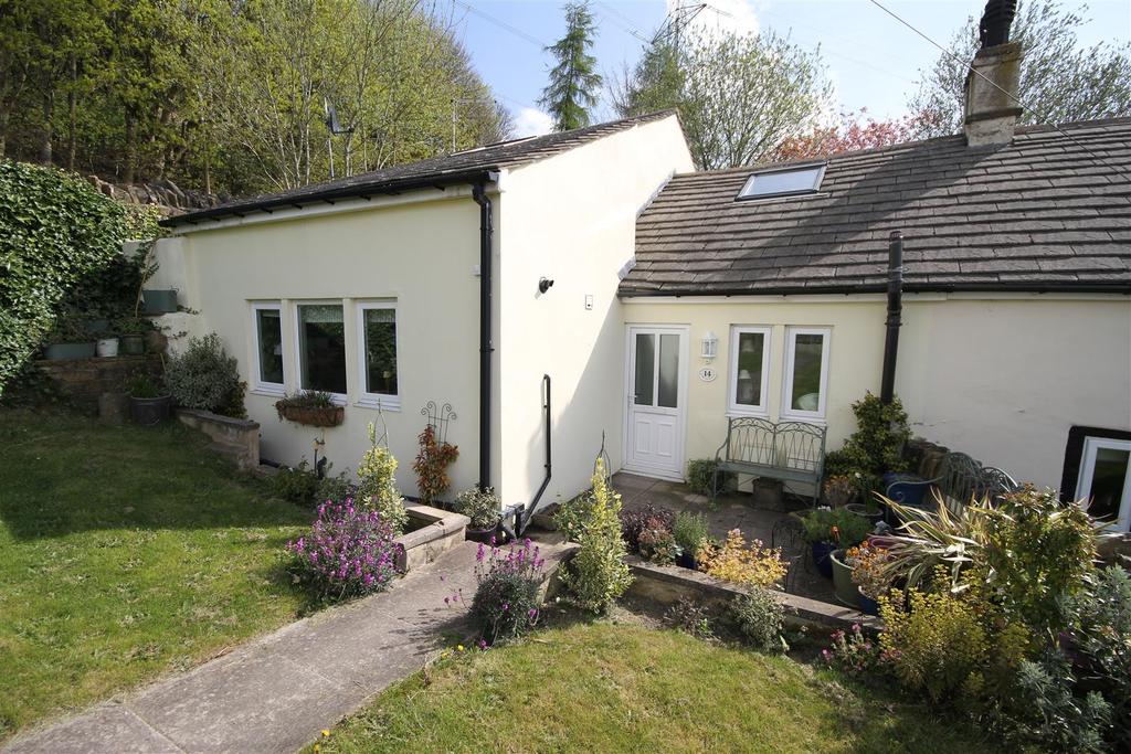 Ploughcroft Lane, Boothtown, Halifax 3 bed semidetached house £240,000