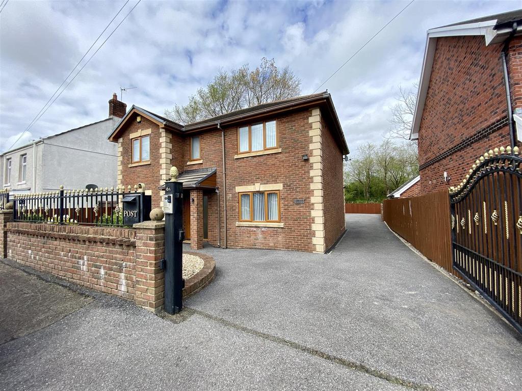 Heol Y Bwlch, Bynea, Llanelli 4 bed detached house £329,950