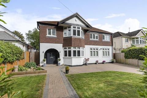 5 bedroom detached house for sale - Lake Road, Chandler's Ford