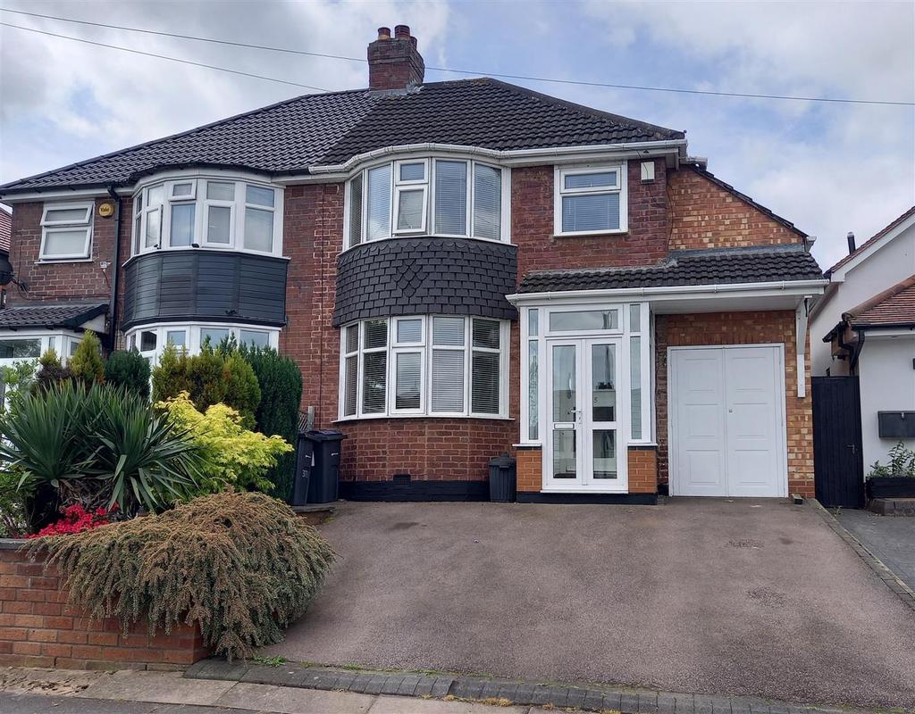 Barrows Lane, Sheldon, Birmingham 3 bed semidetached house £295,000