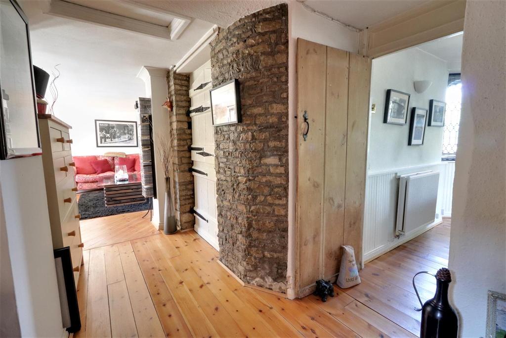 Cherry Garden Lane, Bitton, Bristol 3 bed cottage £480,000