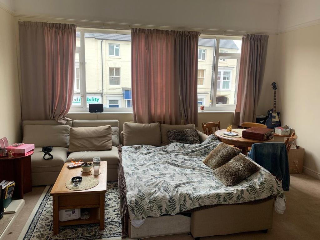 Flat - Living Room.jpg