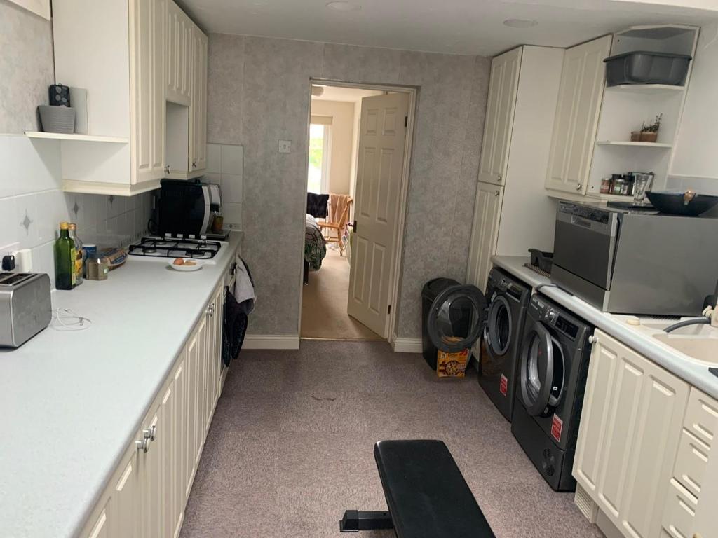 Flat - Kitchen.jpg