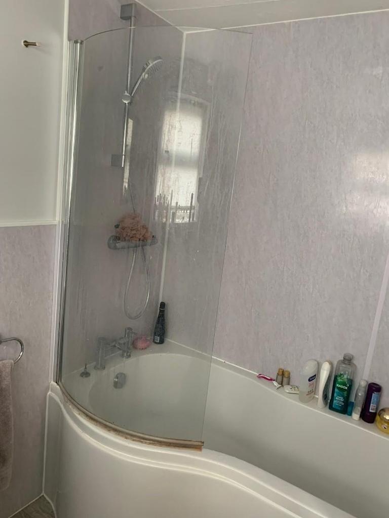 Flat - Bathroom.jpg