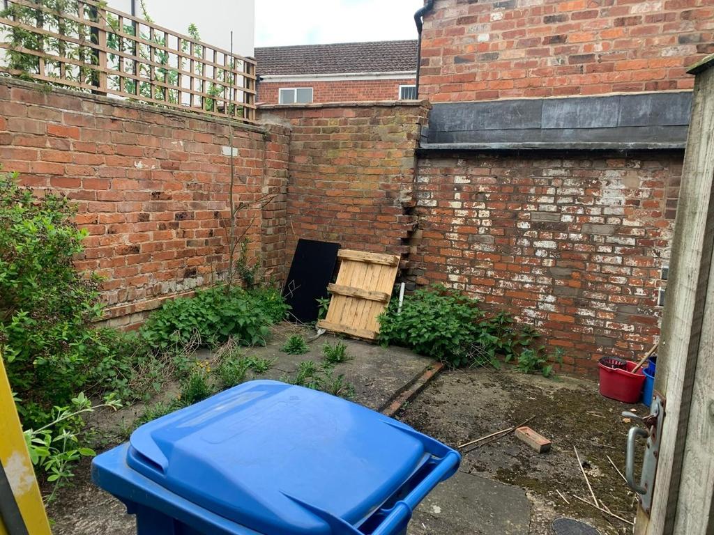 External - yard.jpg