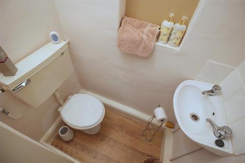 46 Deneside Road, Darlington, DL3 9JA