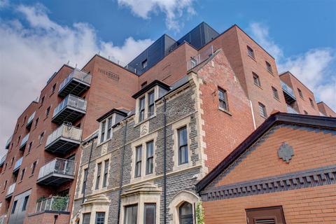 3 bedroom penthouse to rent - Brickworks, Trade Street, Cardiff