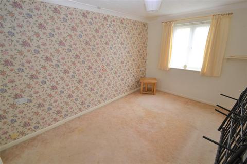 1 bedroom retirement property for sale - St. Leonards Road, Eastbourne