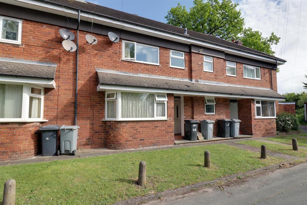Woodland Court, Alsager 1 bed flat £79,950