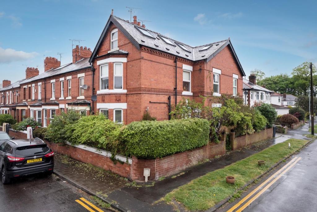 Halkyn Road, Hoole 4 bed end of terrace house £530,000