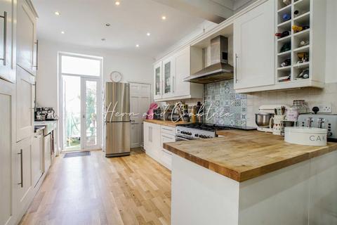 198 Llandaff Road, Cardiff, CF11 9PX