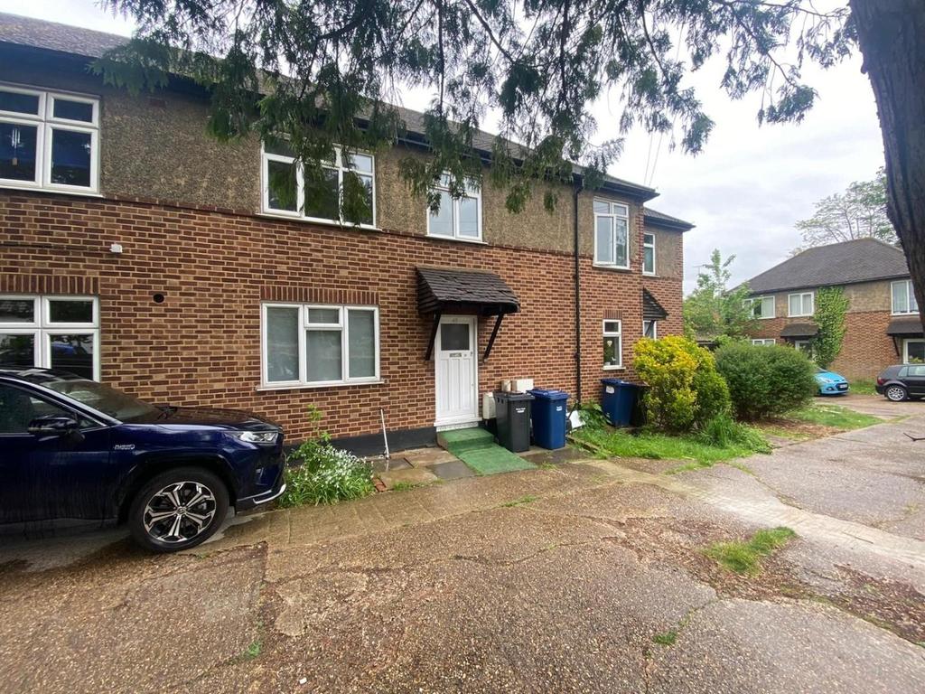 Abercorn Road, London 3 bed £420,000