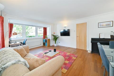 2 bedroom apartment for sale - Grenade Street, Limehouse, E14