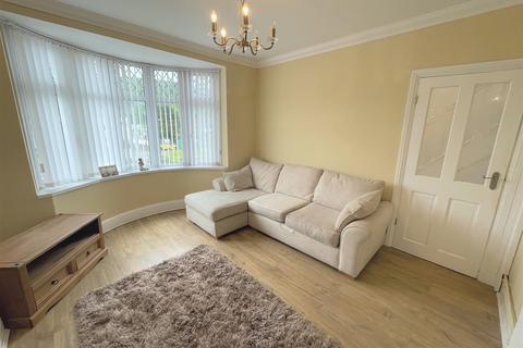 3 bedroom semi-detached house for sale - Shelone Road, Neath