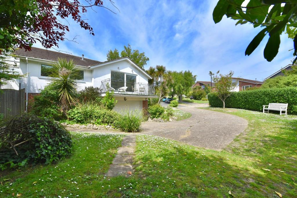 Welcome to 50 Solent View Road