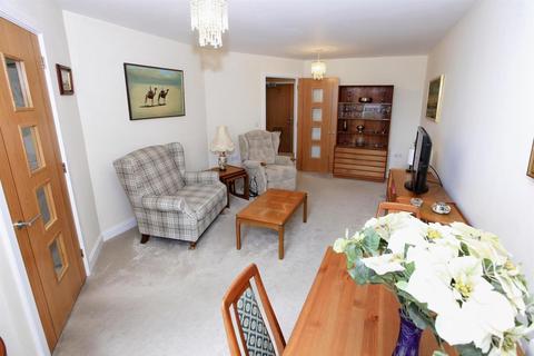 1 bedroom apartment for sale - Cranberry Court, Kempley Close, Hampton ,Peterborough, PE7 8QH