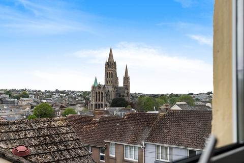 12a Mitchell Hill, Truro, TR1 1EE