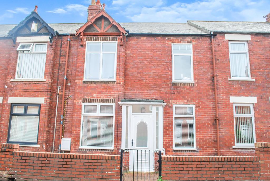 Victoria Terrace, Bedlington, Northumberland, NE22 5QD 2 bed ground