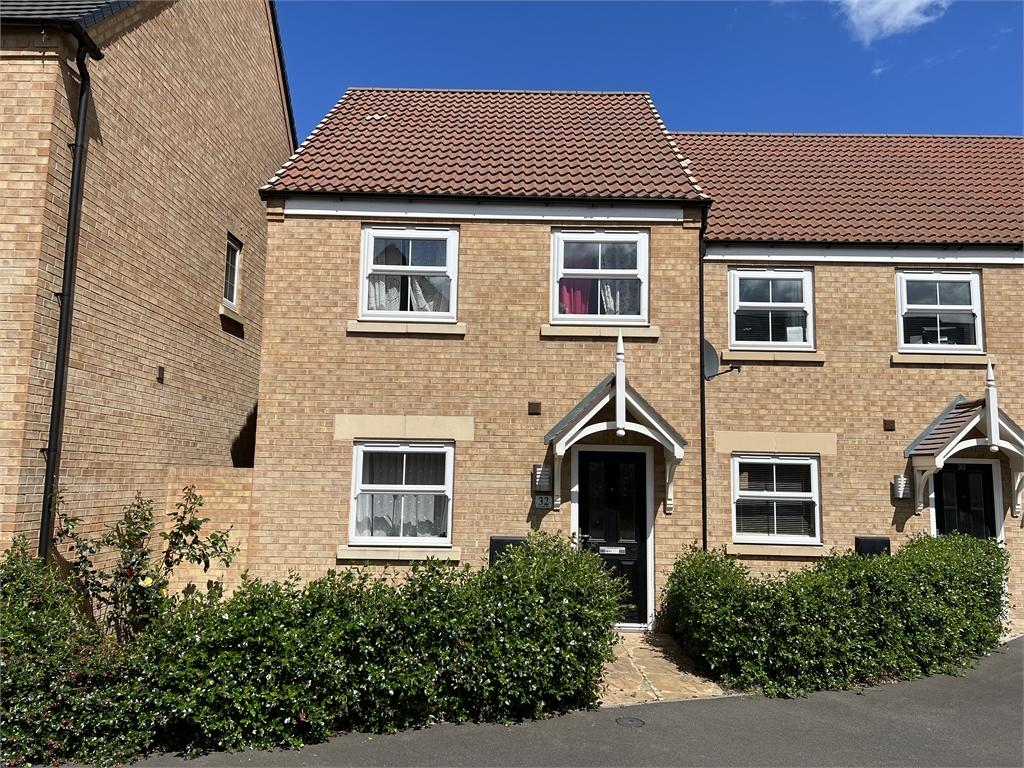 Lavender Way, Newark, Nottinghamshire. 3 bed semidetached house £195,000