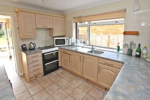16 Chestnut Road, Brockenhurst, SO42 7RF