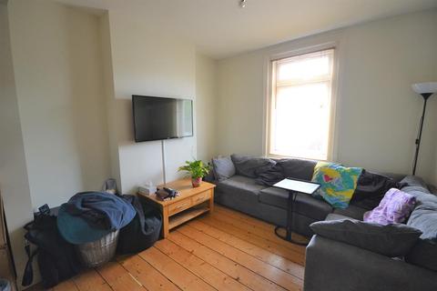 6 Gloucester Road, Newtown, Berkeley, GL13 9NJ