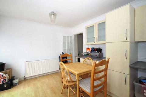21 Conrad Drive, Worcester Park, KT4 8PR