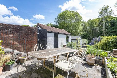 61 Monks Orchard Road, Beckenham, BR3 3BJ