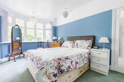 61 Monks Orchard Road, Beckenham, BR3 3BJ