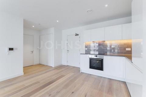1 bedroom apartment to rent, Kelson House, Royal Wharf, London, E16