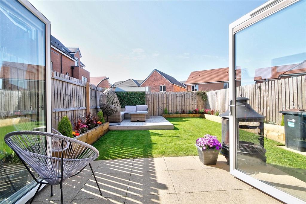 Warley Close, Chester Le Street, County Durham, DH3 3 bed semidetached