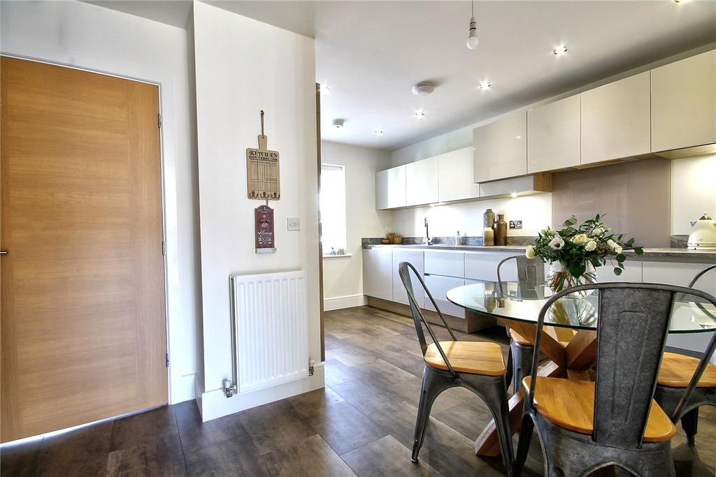 Kitchen 4
