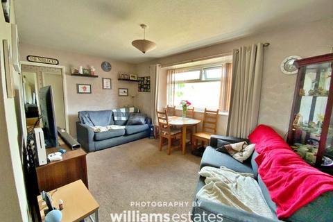 4 Glyn Circle, Kinmel Bay, Rhyl, LL18 5HE