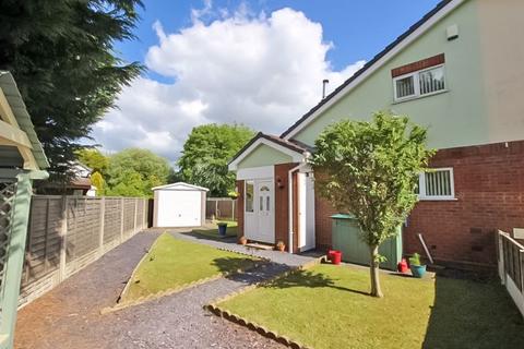 18 Caister Drive, Willenhall, WV13 3HY