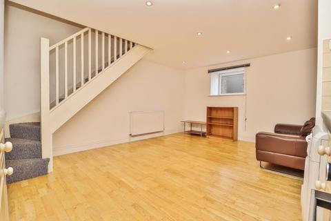 2 bedroom duplex for sale - South Parade, Southsea