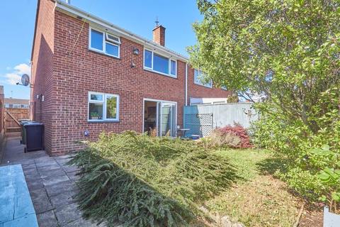 3 bedroom semi-detached house for sale - Garden Close, Exeter