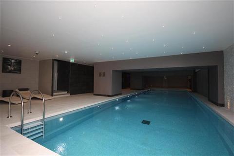 1 bedroom apartment to rent, Kensington High Street, London W14