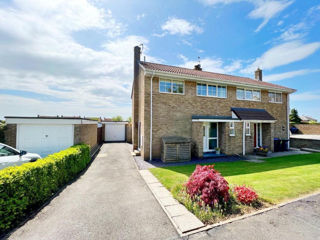 Stoneybeck, Middleham, Ferryhill 3 bed semidetached house £