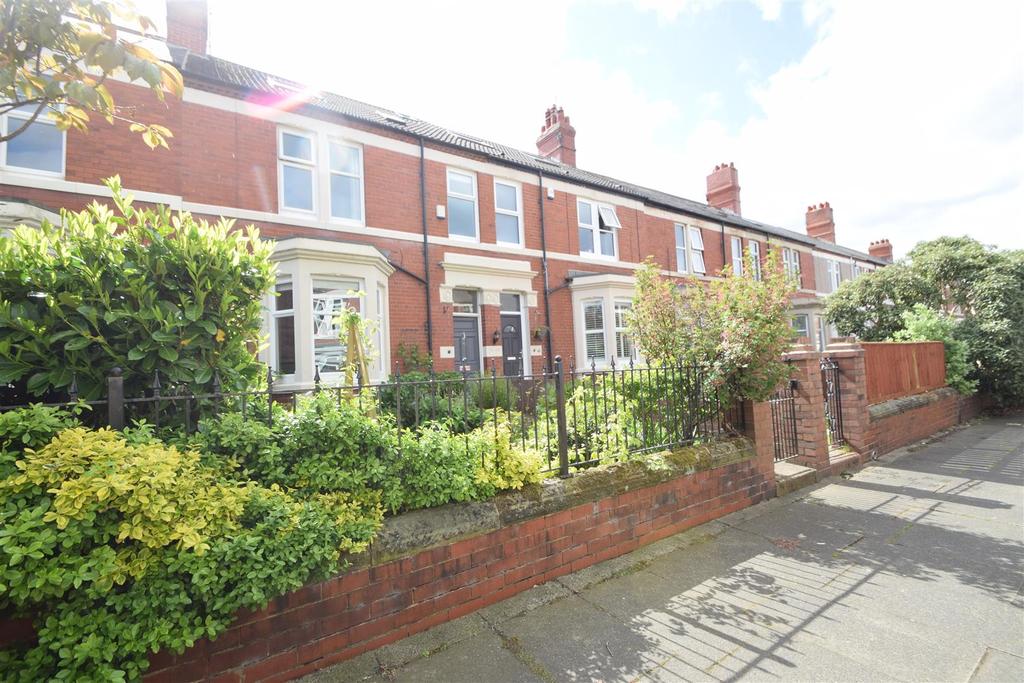 Melrose Avenue, Monkseaton 4 bed terraced house £380,000