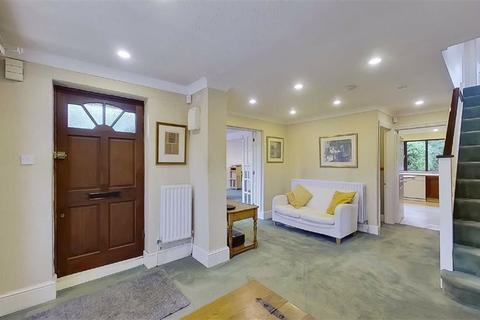3 Redvers Gate, Bolbeck Park, Milton Keynes, MK15 8QJ
