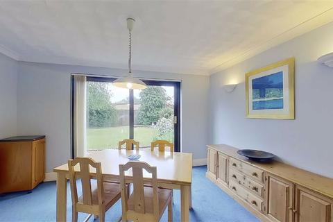 3 Redvers Gate, Bolbeck Park, Milton Keynes, MK15 8QJ