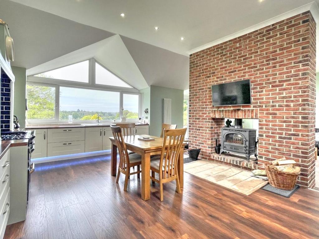 Cottingwood Lane, Morpeth 5 bed semidetached bungalow £450,000