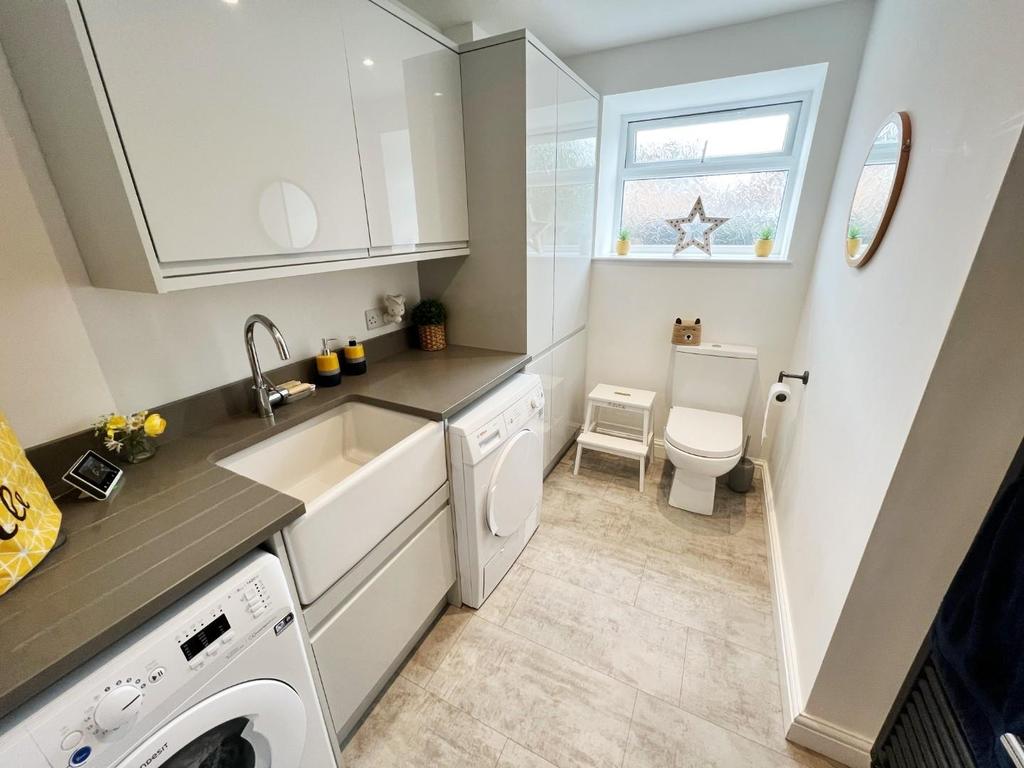 Utility room/ W/C