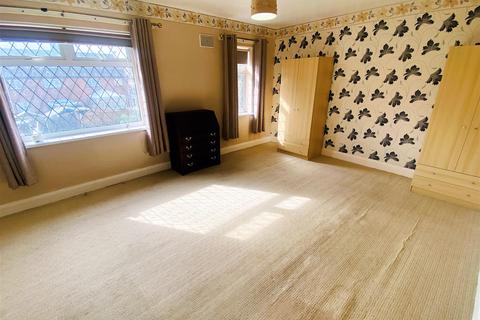 12 Abbots Road, Selby, YO8 8AU