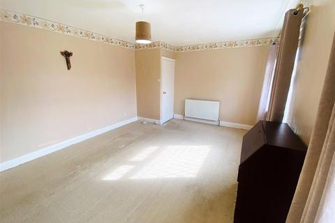 12 Abbots Road, Selby, YO8 8AU