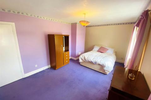 12 Abbots Road, Selby, YO8 8AU